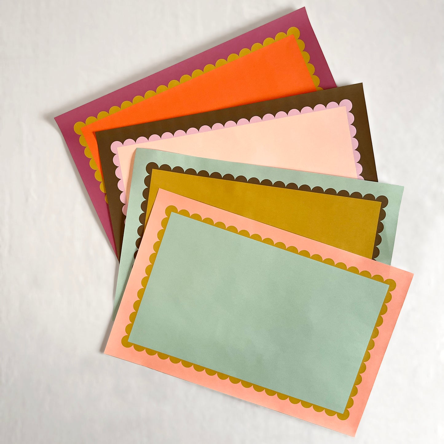 Scallop Frames