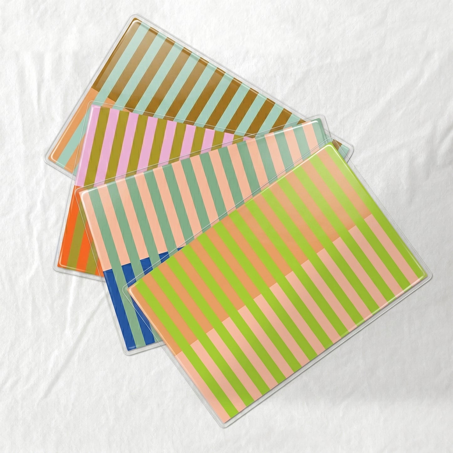 Modern paper placemat laminated set with striped pattern 